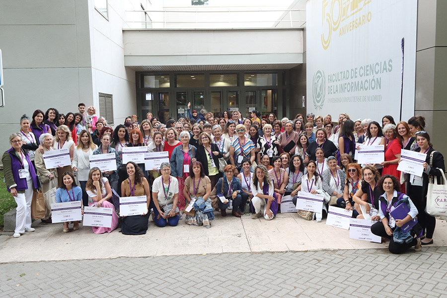 Mujeres emprendededoras de Ruraltivity a la clausura del VII Encuentro en la Facultad de Ciencias de la Información (UCM).